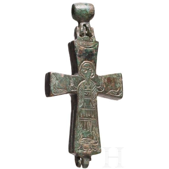 Bronzenes Enkolpion mit Ritzverzierung, mittelbyzantinisch, 11. Jhdt.