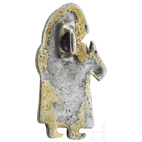 Gold-plated silver pendant in the shape of a Valkyrie with a drinking horn, Viking, 10th century.