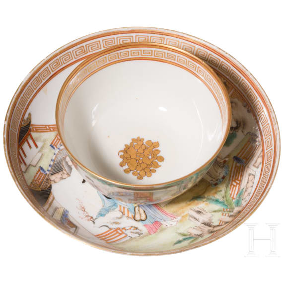 Famille-Rose Tasse mit Untertasse, China, wohl Yongzheng/Qianlong Periode (18. Jhdt).