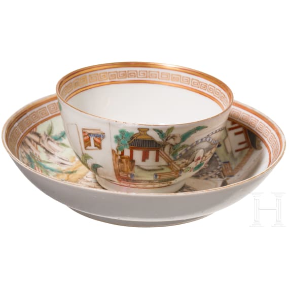 Famille-Rose Tasse mit Untertasse, China, wohl Yongzheng/Qianlong Periode (18. Jhdt).
