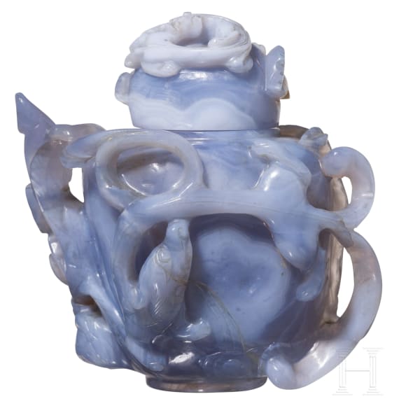 A Chinese vase cut from blue agate, 19th century