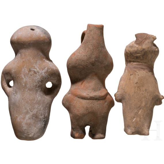 Drei pr&auml;kolumbische Tonfiguren, Ekuador, wohl 500 - 1500 n. Chr.