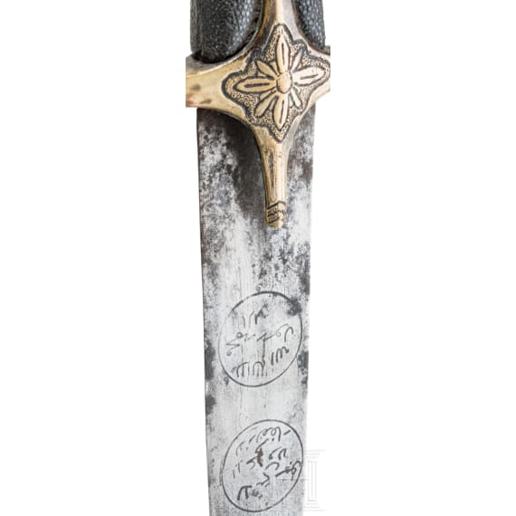 An Ottoman kilij in the style of 1600, modern replika