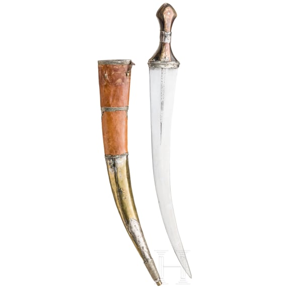 Large Yemeni jambiya with silver mountings, mid-20th century