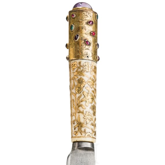 Goldeingelegter und steinbesetzter Kard, Persien, um 1800