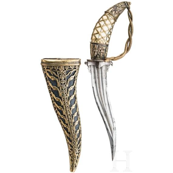 An Indian kanjarli with tiger tooth handle, 18th century