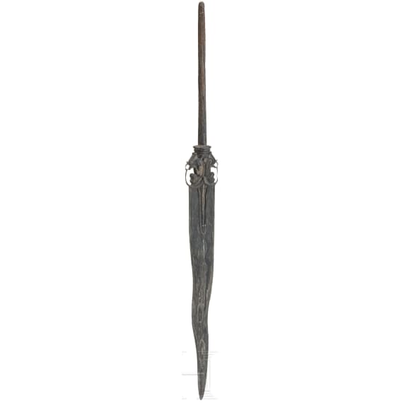 An Indonesian spear head with chiseled base, 18th/19th century