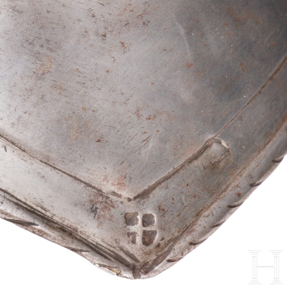 Sturmhaube mit Wiener Arsenalmarke, s&uuml;ddeutsch, um 1530/40