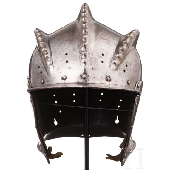 Sturmhaube mit drei K&auml;mmen, s&uuml;ddeutsch, wohl Augsburg, um 1530/40