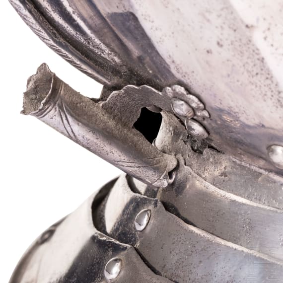A French cuirassier's helmet, circa 1620