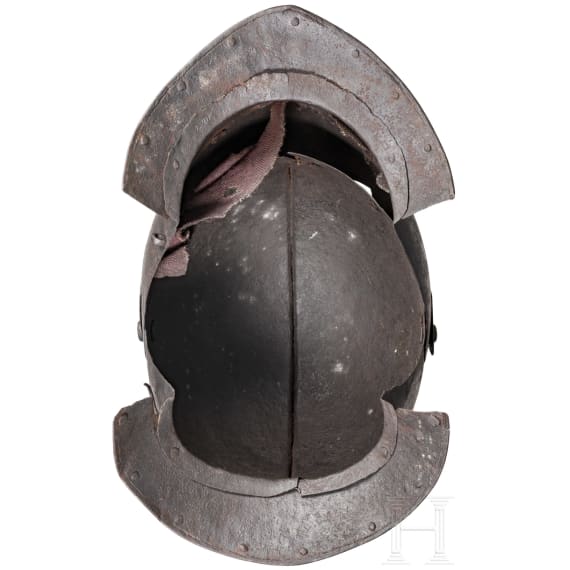 A German or Flemish cuirassier's close helmet, ca. 1620