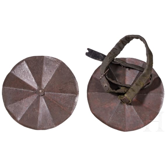 A pair of German late gothic besagews, circa 1500