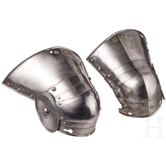 A pair of German poleyns, ca. 1560/0