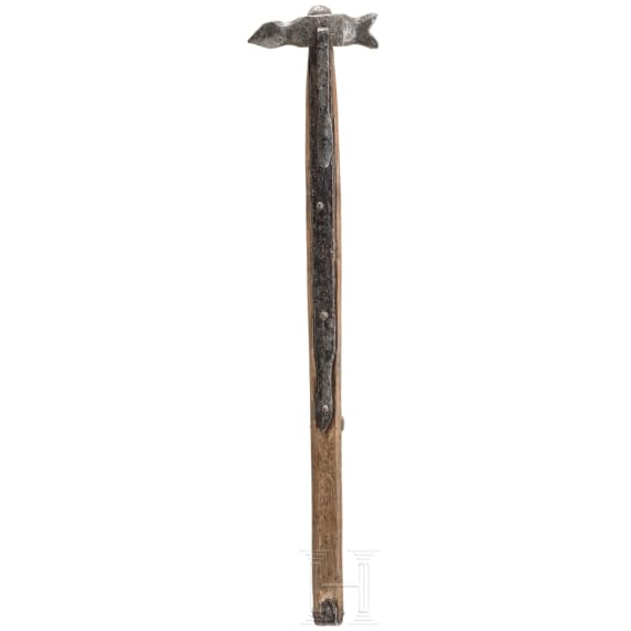 A late gothic warhammer in the style of the 15th century, modern replica
