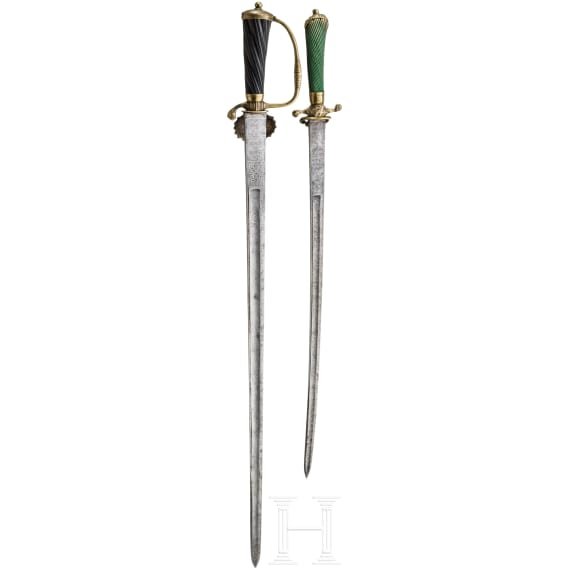 Two French hunting hangers, end of 18th century