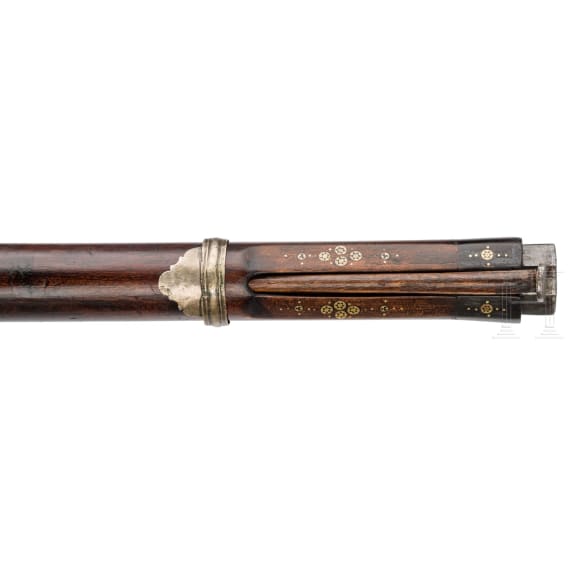 Goldeingelegtes Miquelet-T&uuml;fek mit Silber-, Shiras- und Beineinlagen, osmanisch, 18. Jhdt.