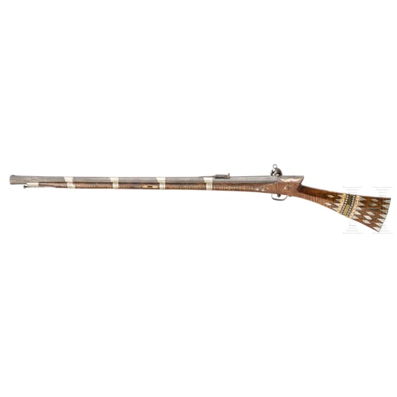 Perlmutteingelegtes Miquelet-T&uuml;fek mit Shiras-Einlagen, osmanisch, 18. Jhdt.