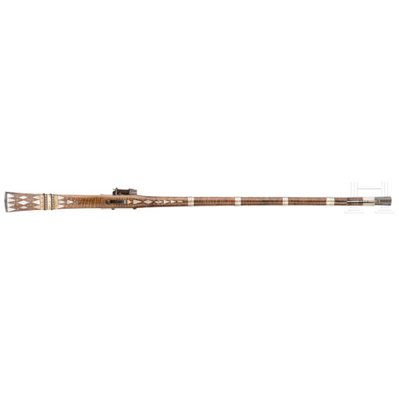 Perlmutteingelegtes Miquelet-T&uuml;fek mit Shiras-Einlagen, osmanisch, 18. Jhdt.
