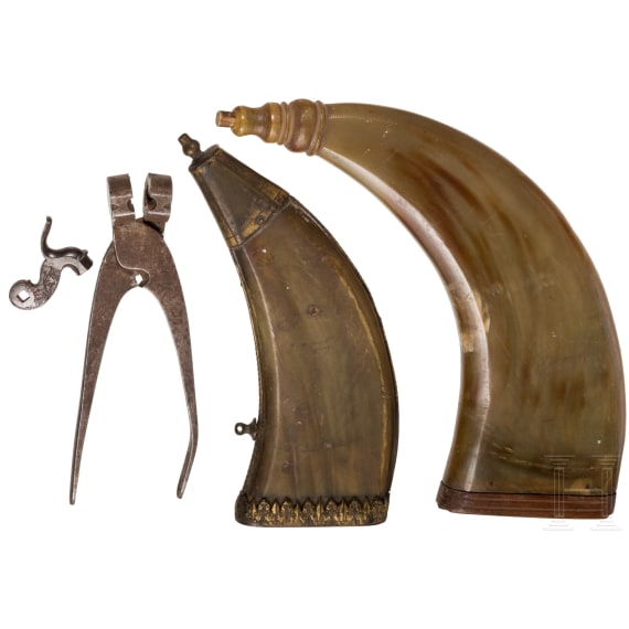 Three German horn powder flasks, early 19th century