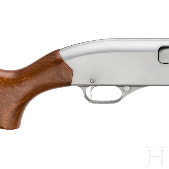 A pump gun Winchester Stainless Police