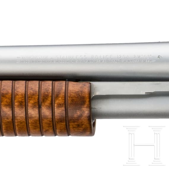 A pump gun Winchester Stainless Police