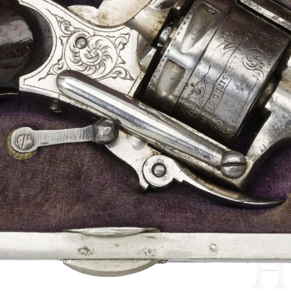A cased Bulldog-Revolver by an unknown maker