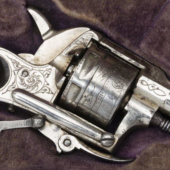 A cased Bulldog-Revolver by an unknown maker