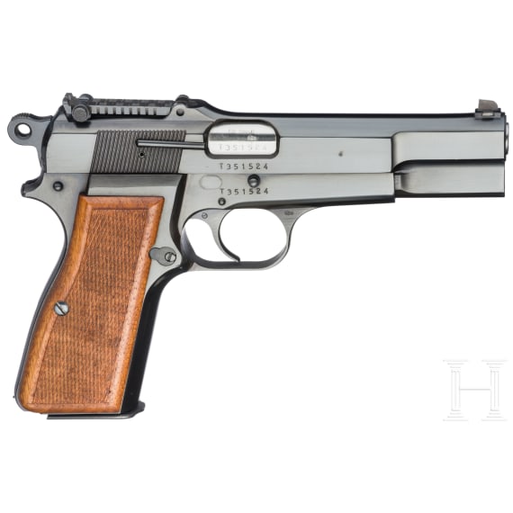 An FN Mod. 1935 Hi-Power "Capitan", with combined shoulder stock/holster