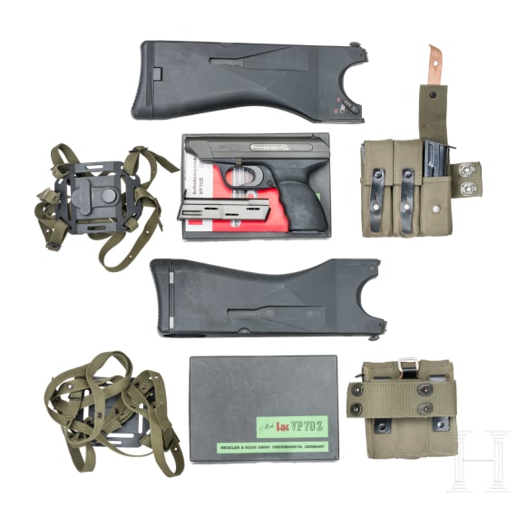 Heckler & Koch Mod. VP 70 Z, 1. Ausf&uuml;hrung, mit Anschlagschaft und Beriemung, dazu Magazintasche