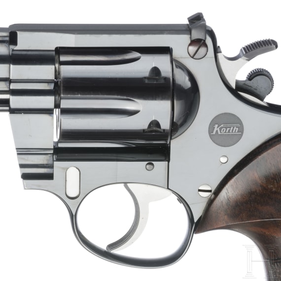 Korth Serie 32xxx Combat, im Koffer