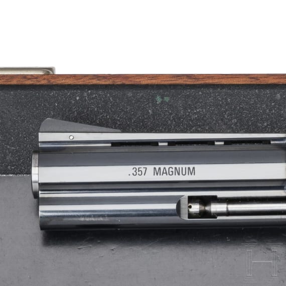 Korth Serie 32xxx Combat, im Koffer