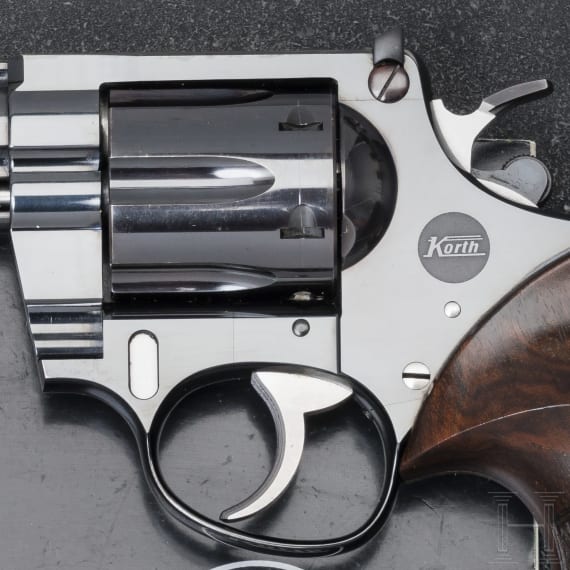 Korth Serie 32xxx Combat, im Koffer