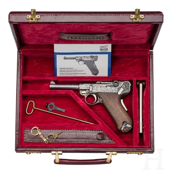 Mauser Parabellum mit Werksgravur, im Koffer
