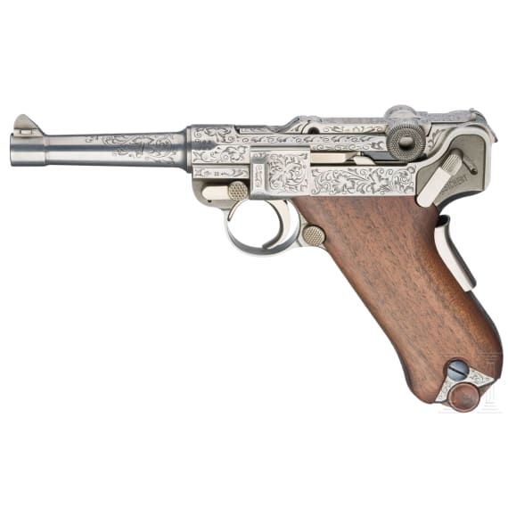 Mauser Parabellum mit Werksgravur, im Koffer