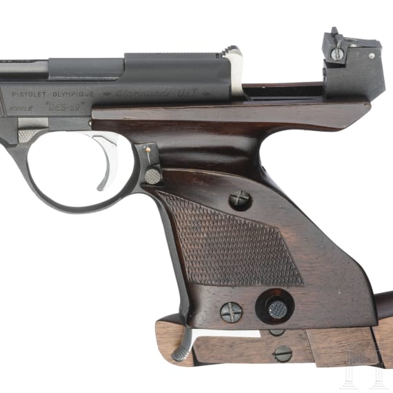 A Unique Mod. D.E.S 69, "Standard UIT"