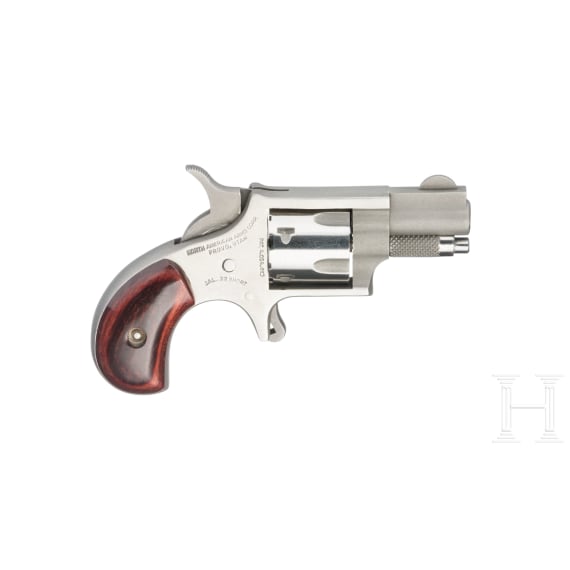 Set of three North American Arms mini-revolvers, in case