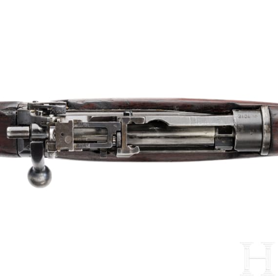 An Enfield No. 5 Mk I "Jungle Carbine"