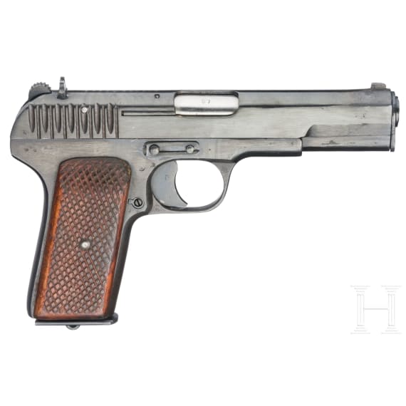 Izhevsk Mod. TT 33 Tokarev, 1945