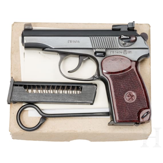 Makarov Mod. IJ 70, mit Sportvisierung