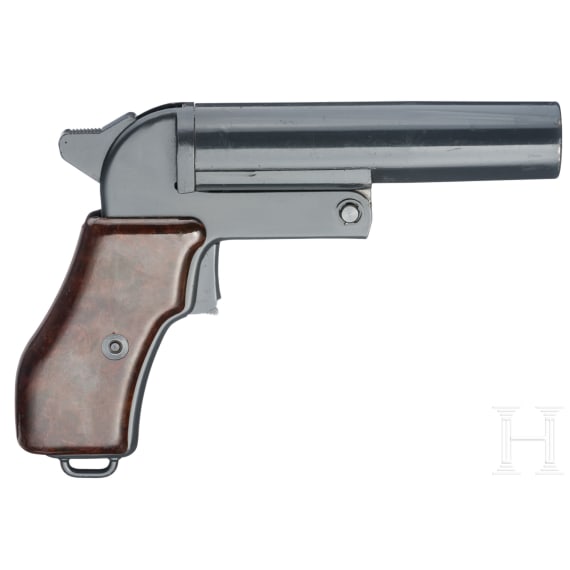 A CZ Uhersky Brod Mod. she 1944/67 flare gun, with holster