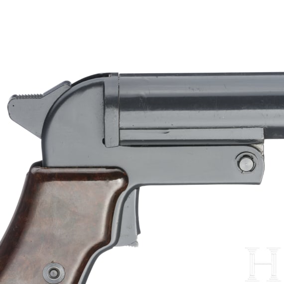 A CZ Uhersky Brod Mod. she 1944/67 flare gun, with holster