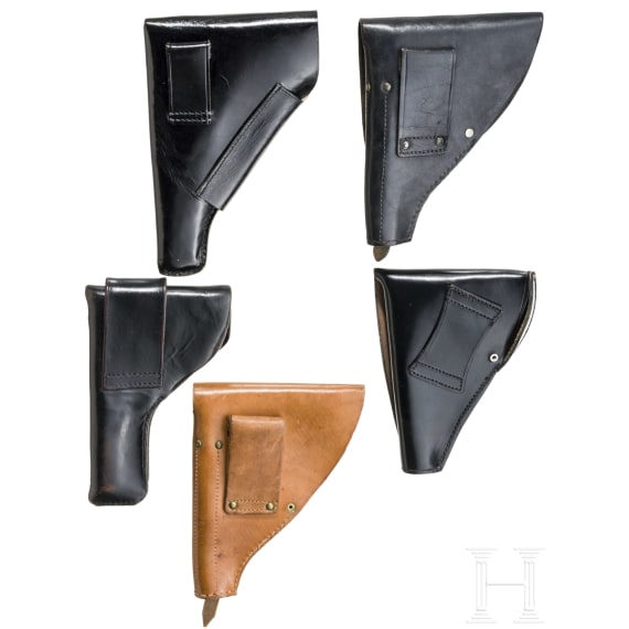 F&uuml;nf Pistolentaschen