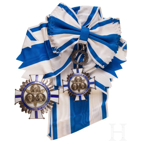 A Grand Cross set of the Order of Vasco N&uacute;&ntilde;ez de Balboa, Panama