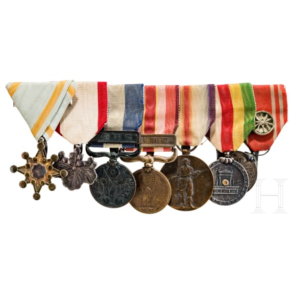 A seven-part medal clasp belonging to a Japanese soldier, 20th century