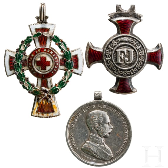 Around 50 decorations/medals
