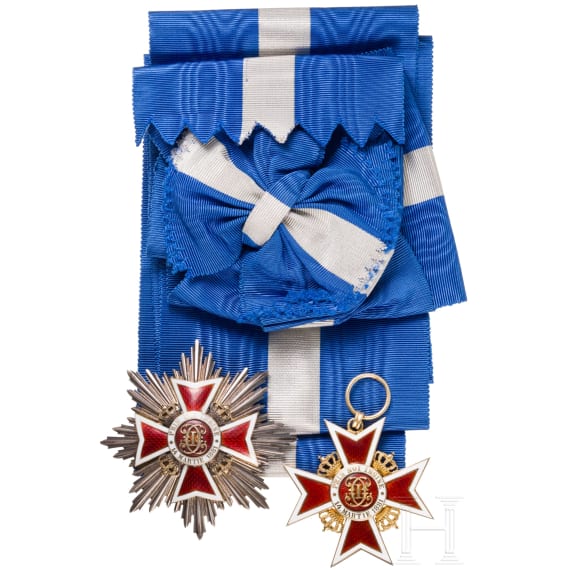 Order of the Crown of Romania, Grand Officer's Set