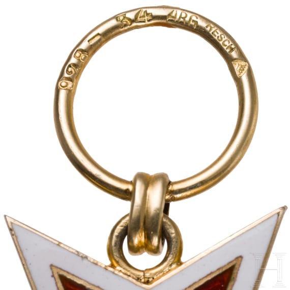 Order of the Crown of Romania, Grand Officer's Set