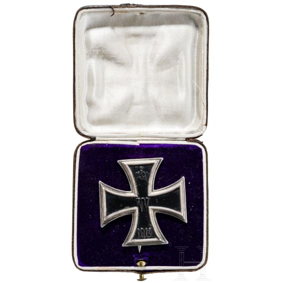A cased Iron Cross 1914 1st class made by Dillenius in Pforzheim