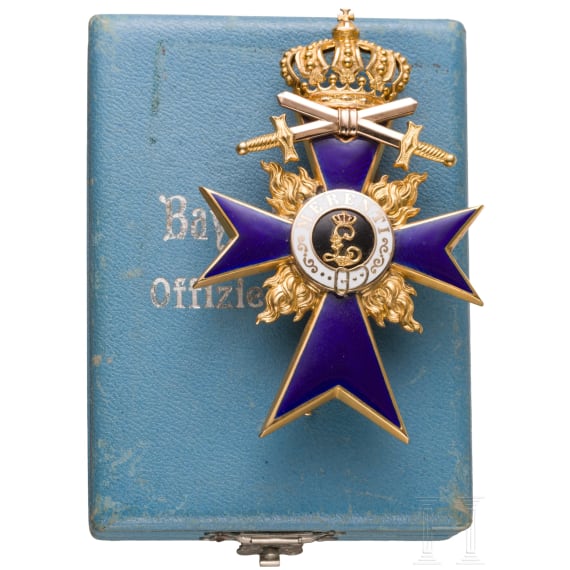 General Gerhard Tappen - A cased Officer's Cross with Flames and Swords of the Bavarian Military Order of Merit