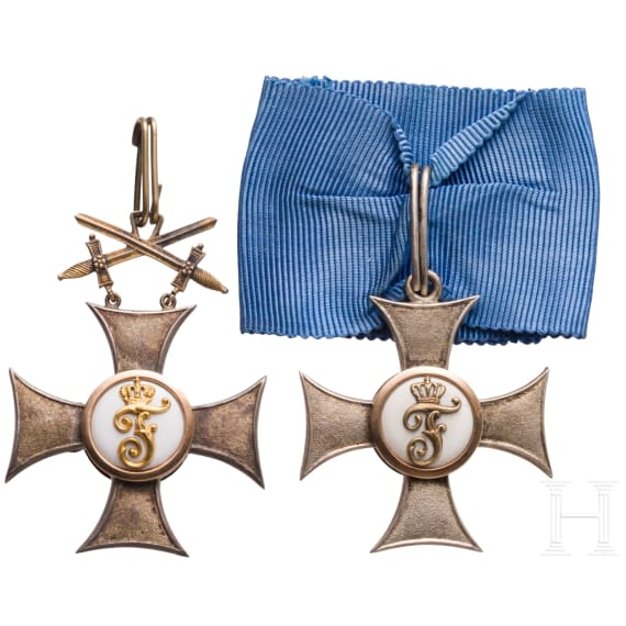 Zwei Ritterkreuze 2. Klasse des Friedrichsordens